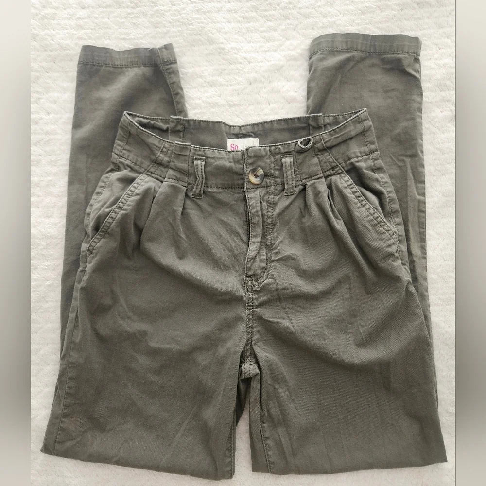 Olive Green Pleated Pants - Picture 2 of 8